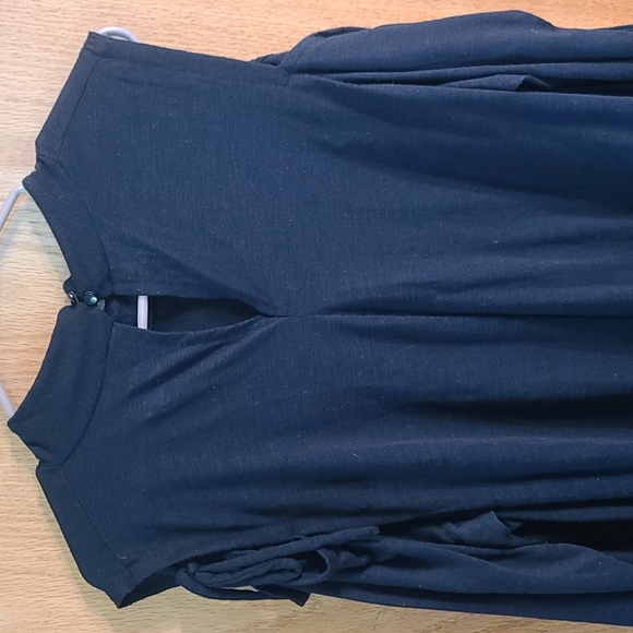 Long sleeve open shoulder top - Picture 3 of 4